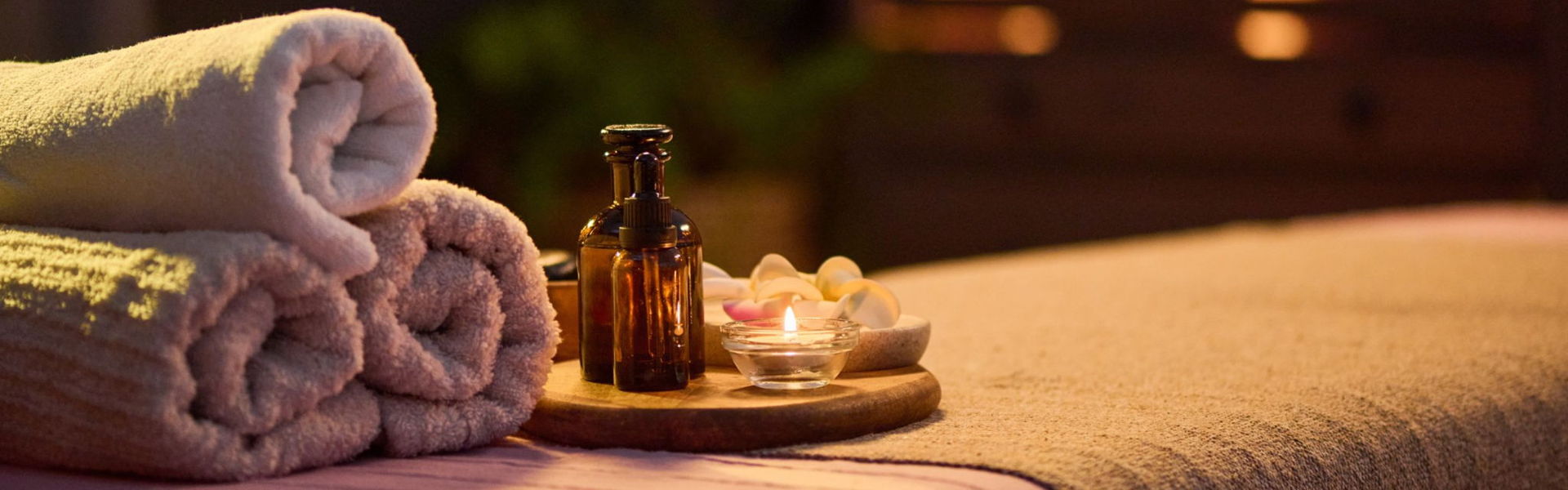 Side-Lying Massage: Not Just for Pregnant Clients - Background Image