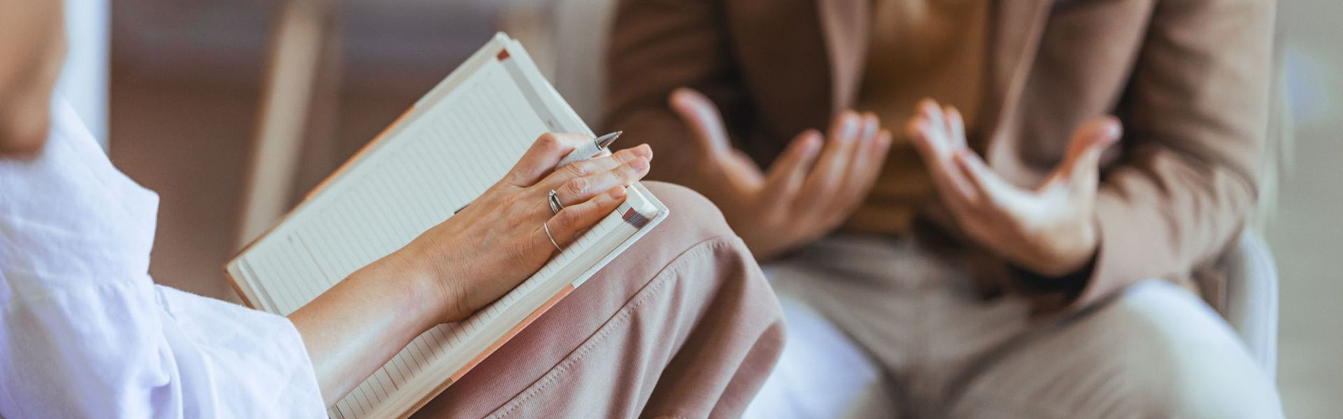 Posttraumatic Growth: Theory and Clinical Application - Background Image